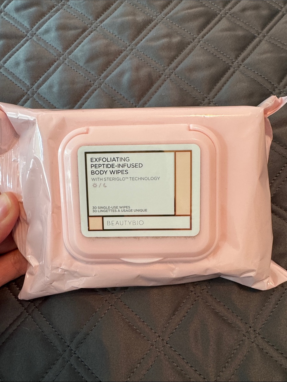 BEAUTYBIO Pink Exfoliating Peptide-Infused Body Wipes